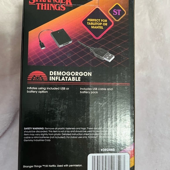Stranger Things Demogorgon Inflatable Halloween Decor. NWT. 18.9 Inches Tall. - Picture 3 of 3